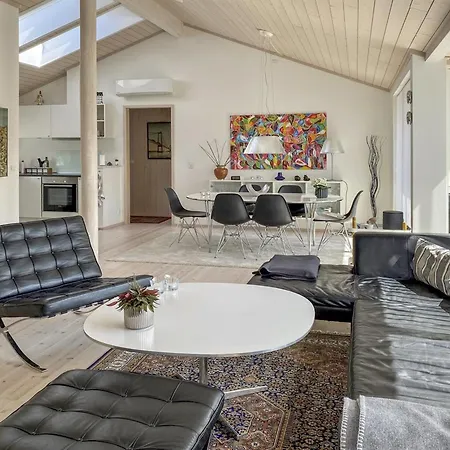Telma - 200m From The Sea By Interhome *